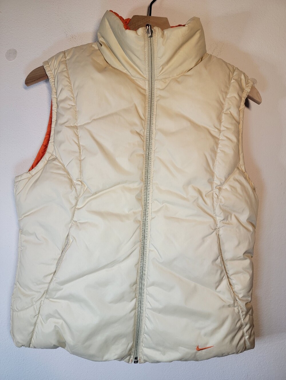 Vintage Nike Bright Orange/Cream Quilted Down Puffer Vest Reversible Size M - Picture 3 of 15